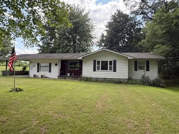 1069 County Road 1850 E, Fairfield, IL 62837