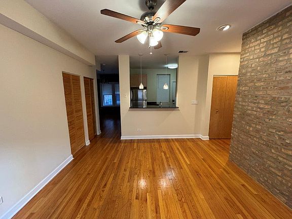 5th image of 1336 W Estes Ave #1NN