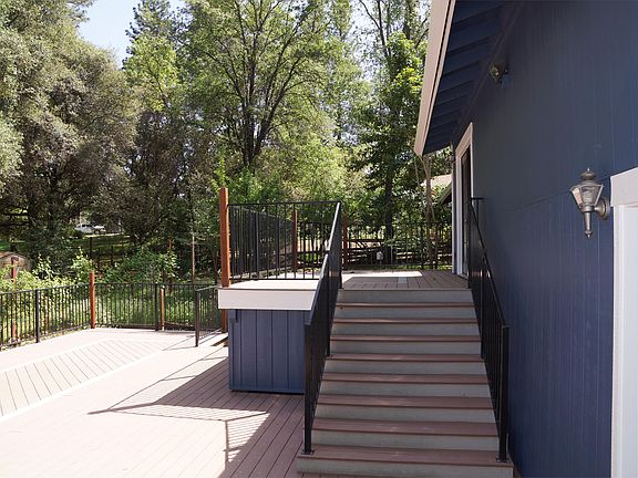 5th image of 18868 Siesta Dr