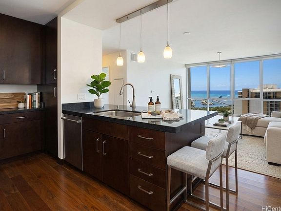 4th image of 1189 Waimanu St APT 3202