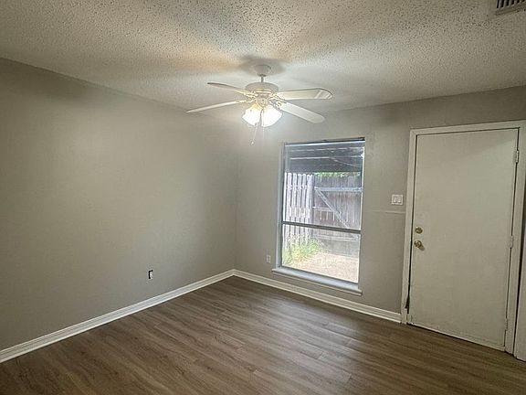 4th image of 5705 E Texas St APT 76