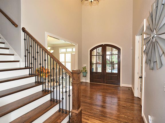4th image of 5920 Deer Crest Ln