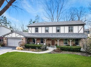 1308 Crestwood Dr, Northbrook, IL