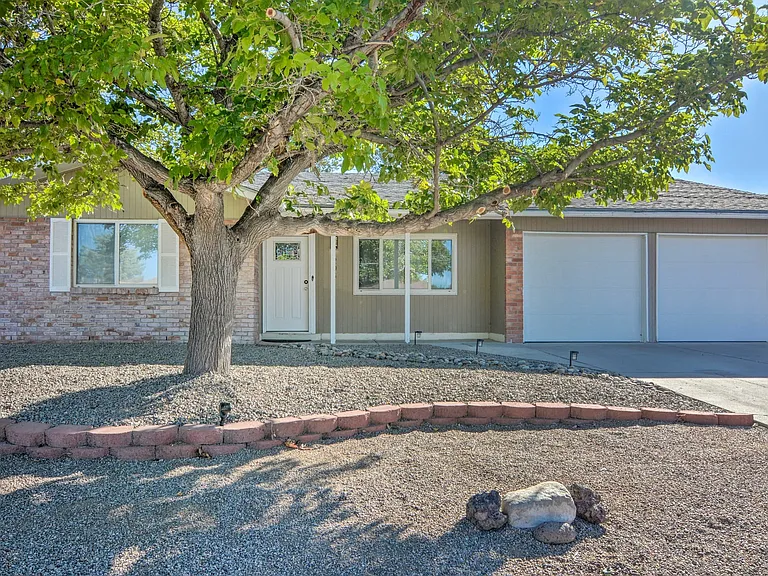 1208 Hupmobile Dr NE — Photo 16