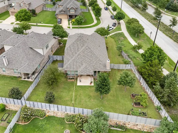 1701 McGee Ave, Bartonville, TX 76226