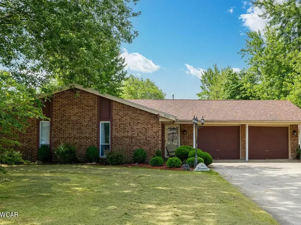 823 Poppy Dr, Wapakoneta, OH 45895
