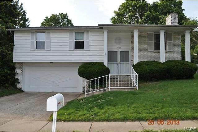 1st image of 2833 Windford Dr