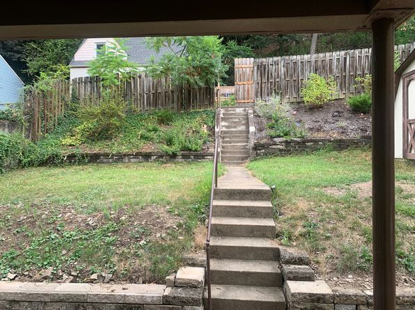 2148 Straubs Ln