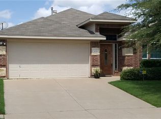 416 Rock Prairie Ln, Fort Worth, TX 76140