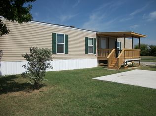 122 Preston Dr, Sanger, TX 76266