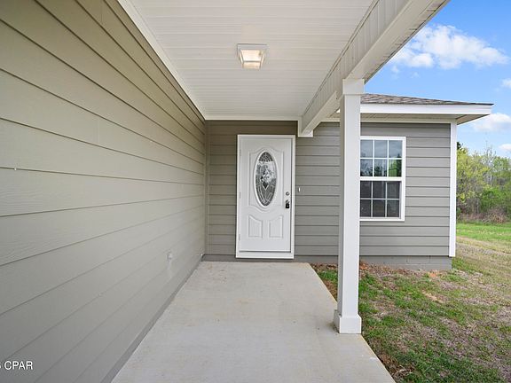 2nd image of 21367 NE Spring Hill Dr