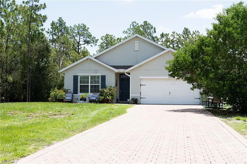 4 bed, 2.0 bath, 1830 sqft, $2,800 — Photo 3