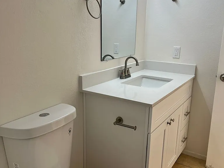 Catalina View Apartments — Photo 60