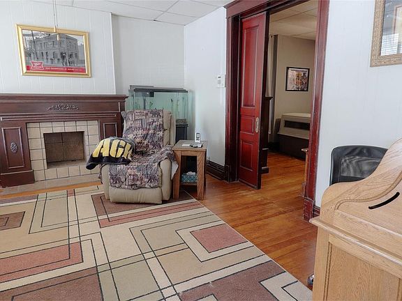 4th image of 8325 Virginia Ave