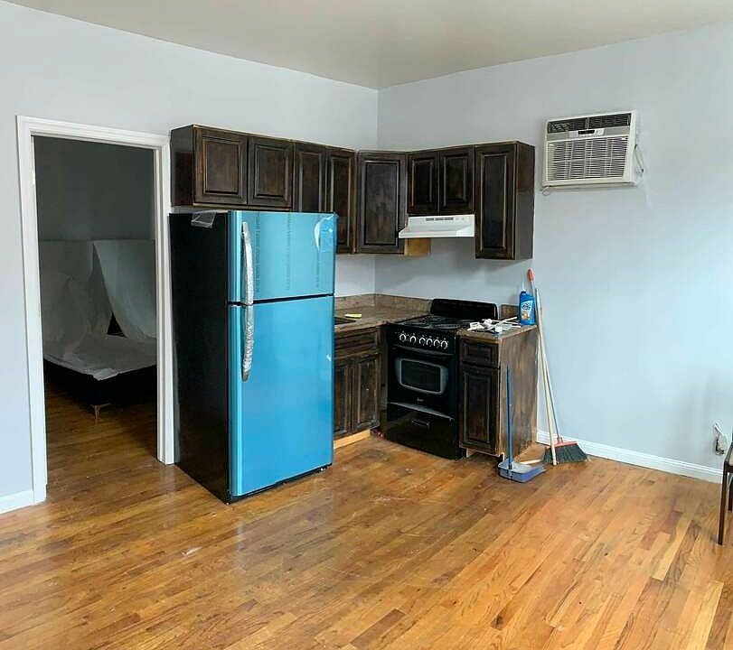 1st image of 25-28 14th St #1