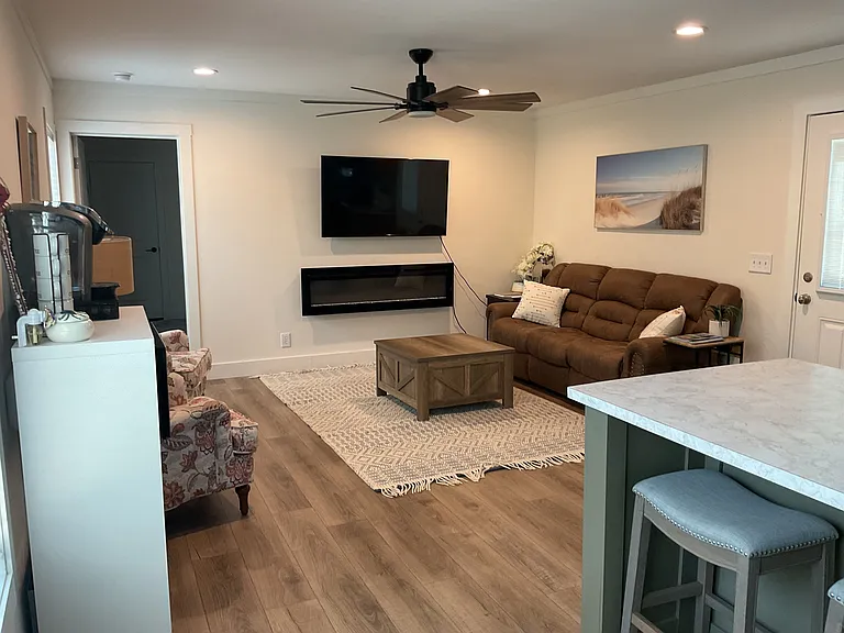 801 Lola Rd — Photo 8