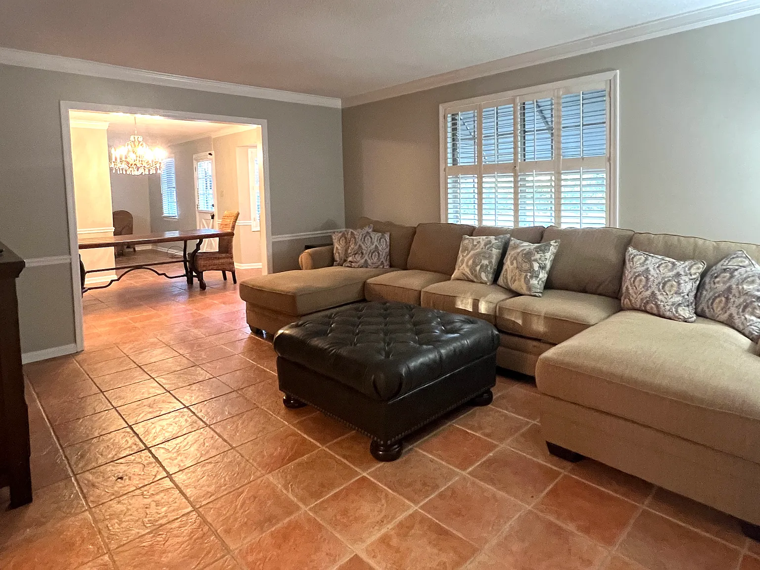5 bed, 2582 sqft, $3,000 — Photo 4