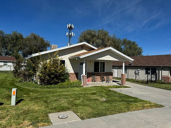 2nd image of 2786 S Millard Cv W