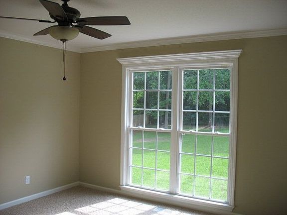 3rd image of 3804 Cambridge Dr