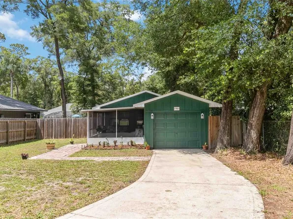 25805 Vero St, Mount Plymouth, FL 32776
