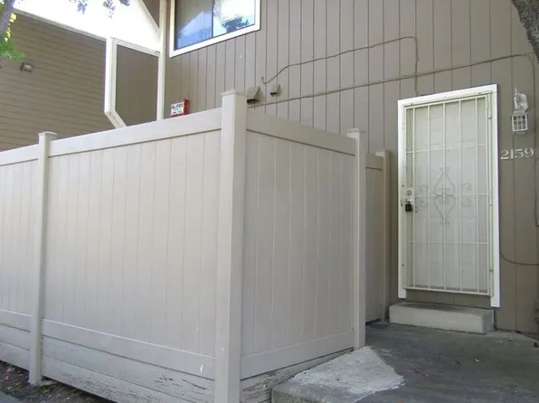 2159 W Steele Ln, Santa Rosa, CA 95403