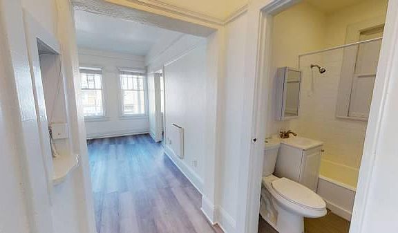 5th image of 665 Eddy St APT 22