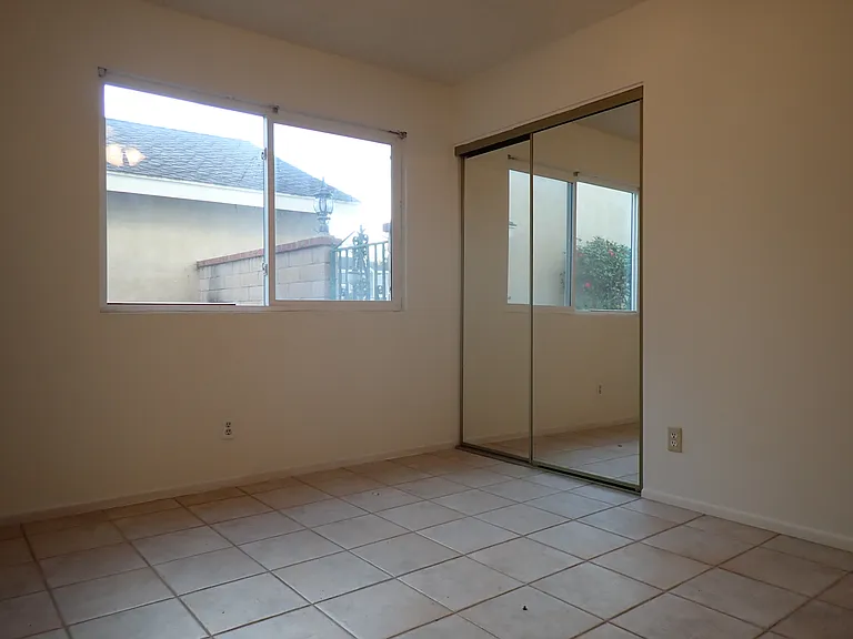 7846 Connie Dr — Photo 24