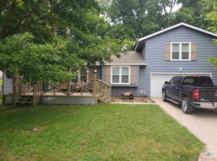 309 East St, Creighton, MO 64739