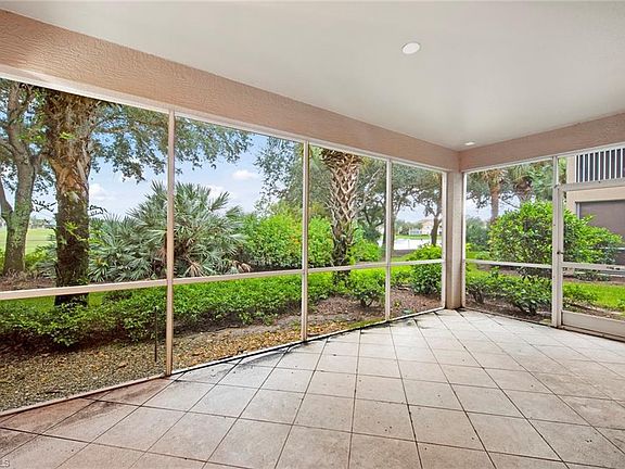 5th image of 9211 Palmetto Ridge Dr APT 102