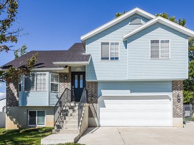 2642 W 3950 S, Roy, UT, 84067