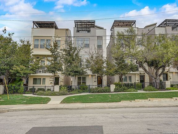 2nd image of 133 BRACKENRIDGE AVE