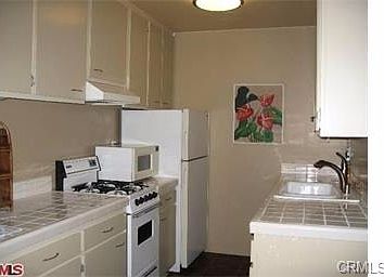 5th image of 2311 4th St APT 317