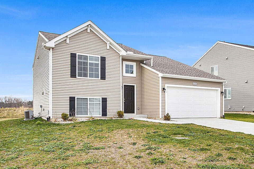 1st image of 468 Willow Creek Dr