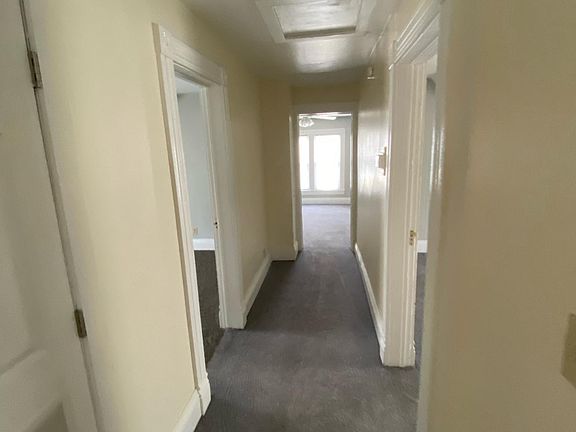 5th image of 1023 W 4th St #2