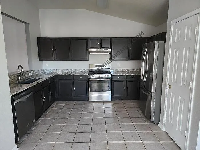 6744 Geyser Trl — Photo 3