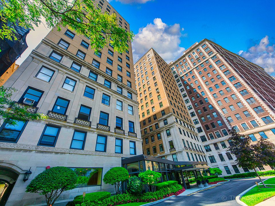 1st image of 3740 N Lake Shore Dr APT 11B
