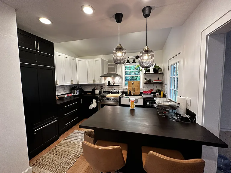 134 Toms Rd — Photo 4