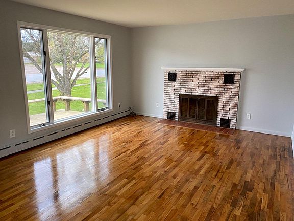 2nd image of 155 E Church St