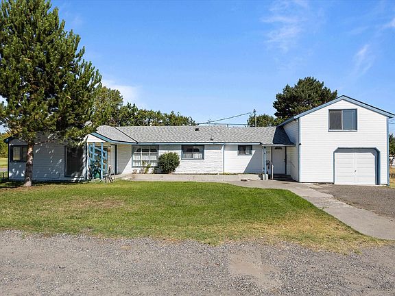 3rd image of 303 E 8th Ave