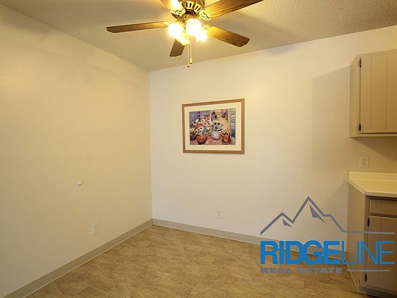 4th image of 228 13th Ave S APT 4