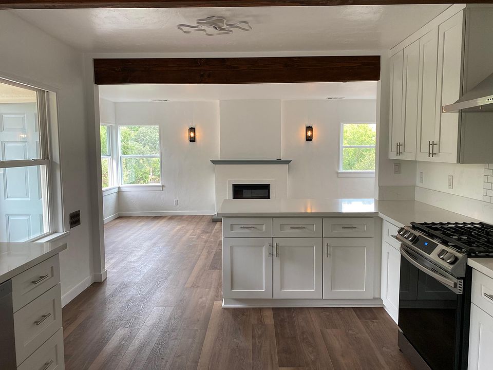 Entertainer's Kitchen