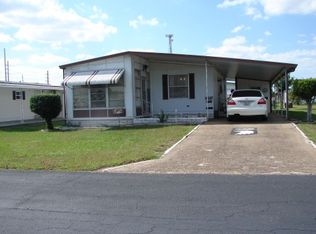 4547 Madison Ave, Zephyrhills, FL 33541