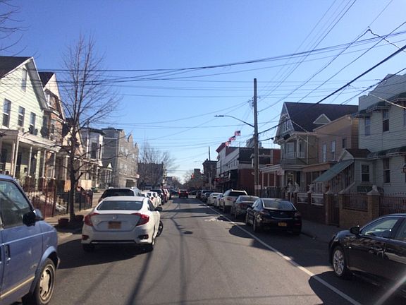 5th image of 168 Miller Ave