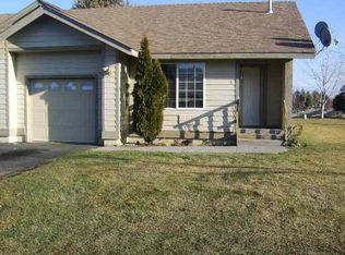 1060 NE Purcell Blvd APT 1, Bend, OR 97701