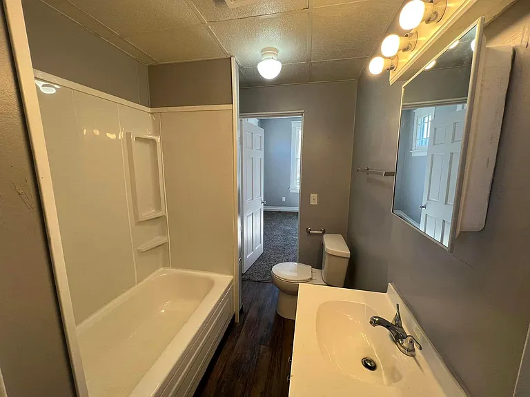13 W Eichel Ave — Photo 4
