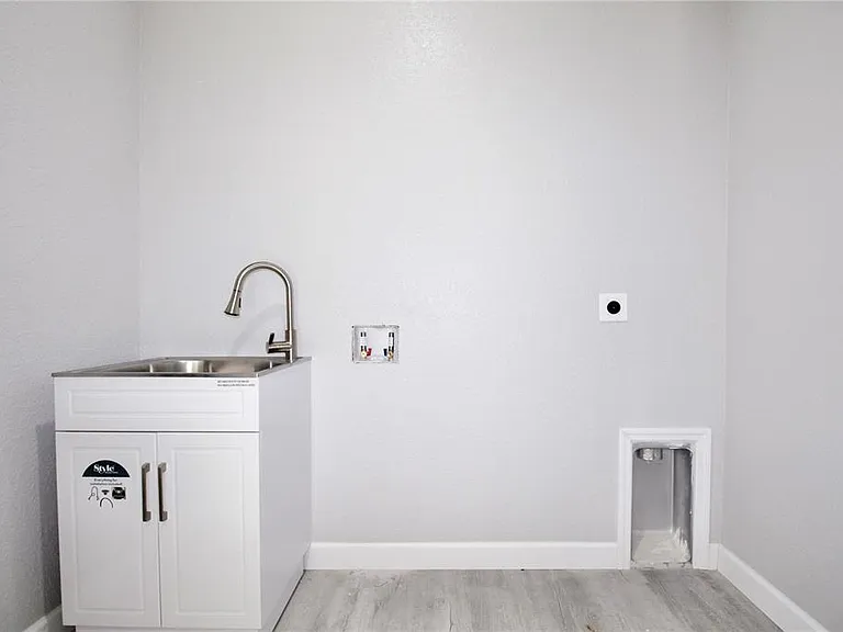 4608 Cortez Blvd — Photo 36