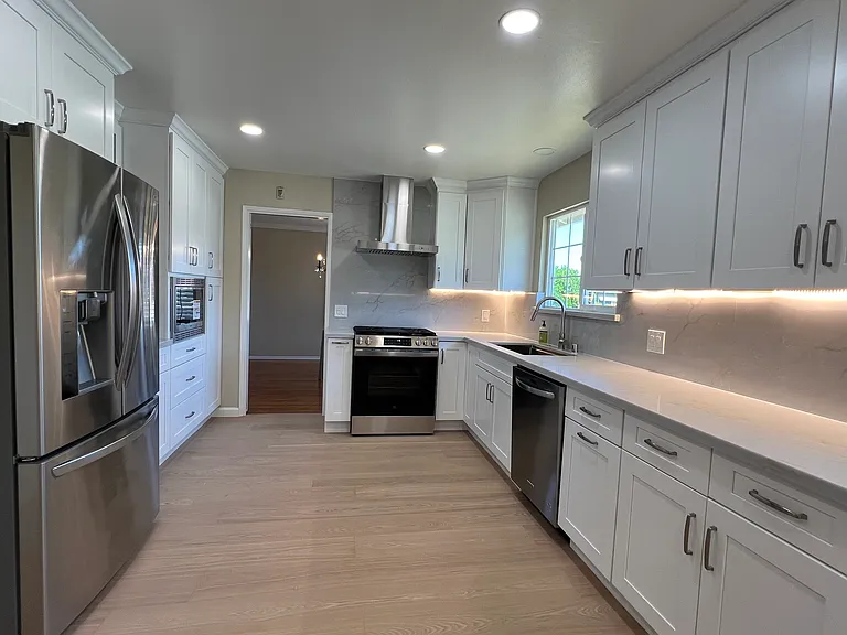 1159 Runnymede Dr — Photo 11