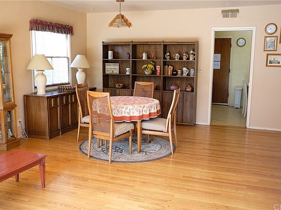 5th image of 860 Tressy Ave