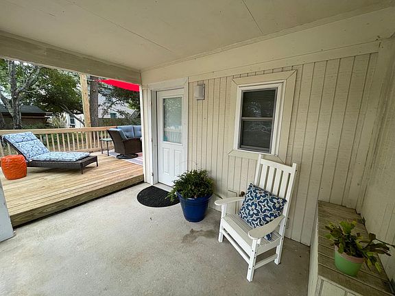 Entrance to apartment