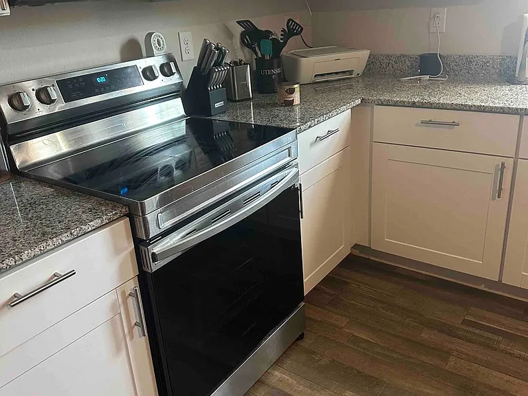 244 W Douglas Ave — Photo 9